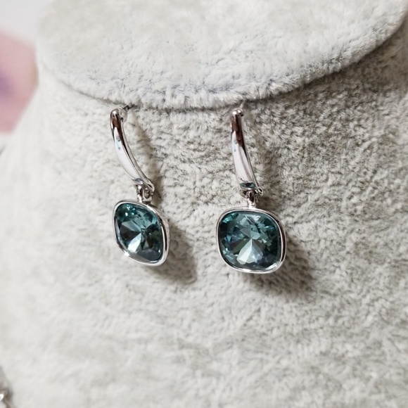 3pc JEWELRY SET - Picture 3 of 7